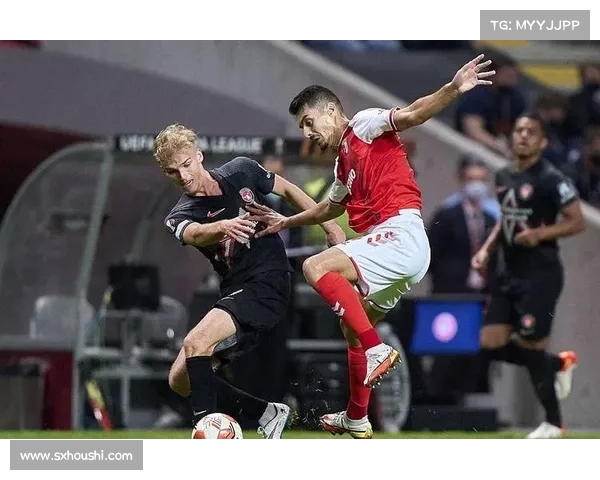 赛前热议:各方分析聚焦球队阵容变动与战术布置挑战 赛前热议:各方分析聚焦球队阵容变动与战术布置挑战